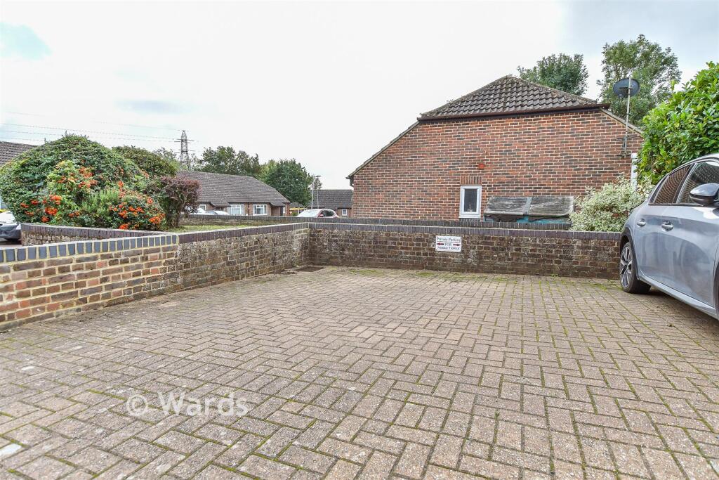 Driveway/Parking
