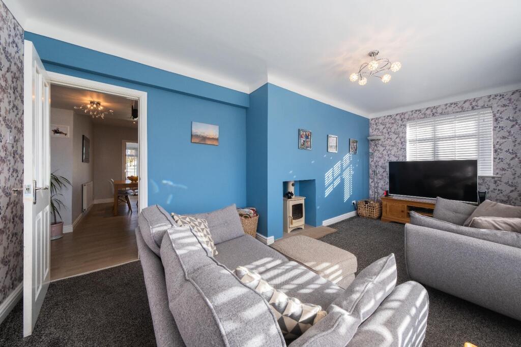 27 Hockenhull Crescent-033.jpg