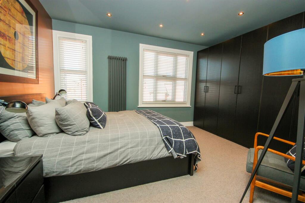 Master Bedroom.jpg