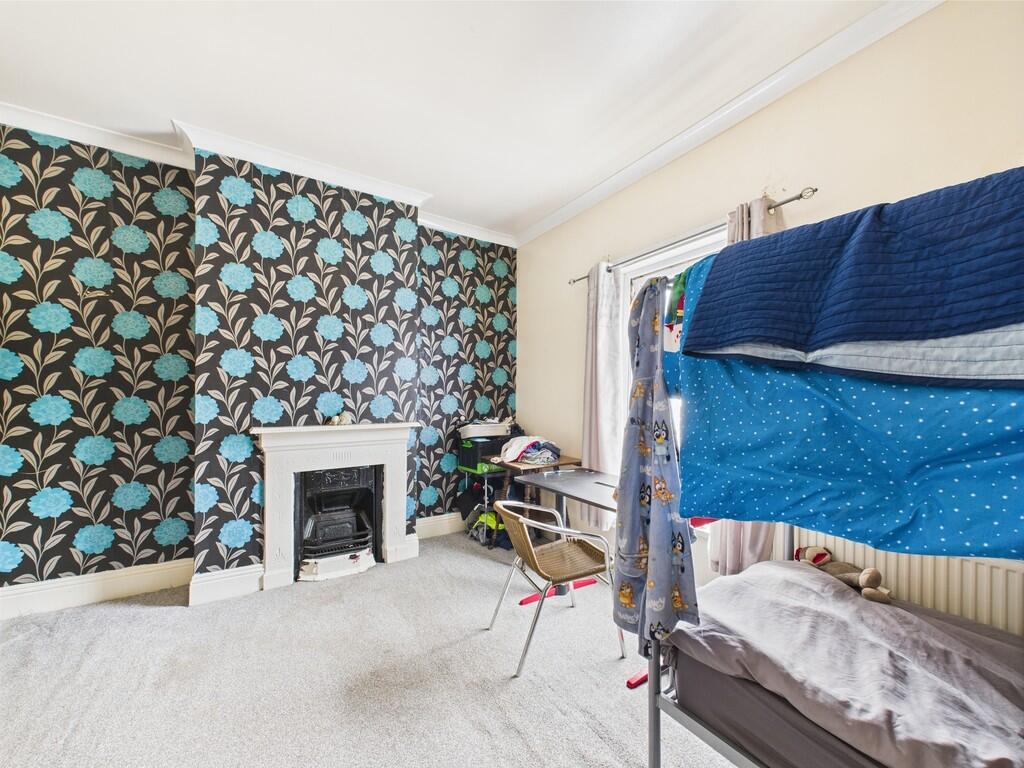 CAM01835G0-PR0203...