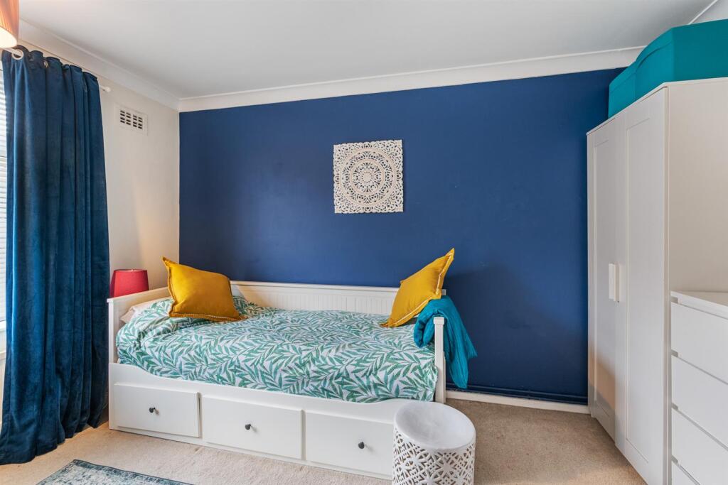 39SycamoreCrescent-011.jpg