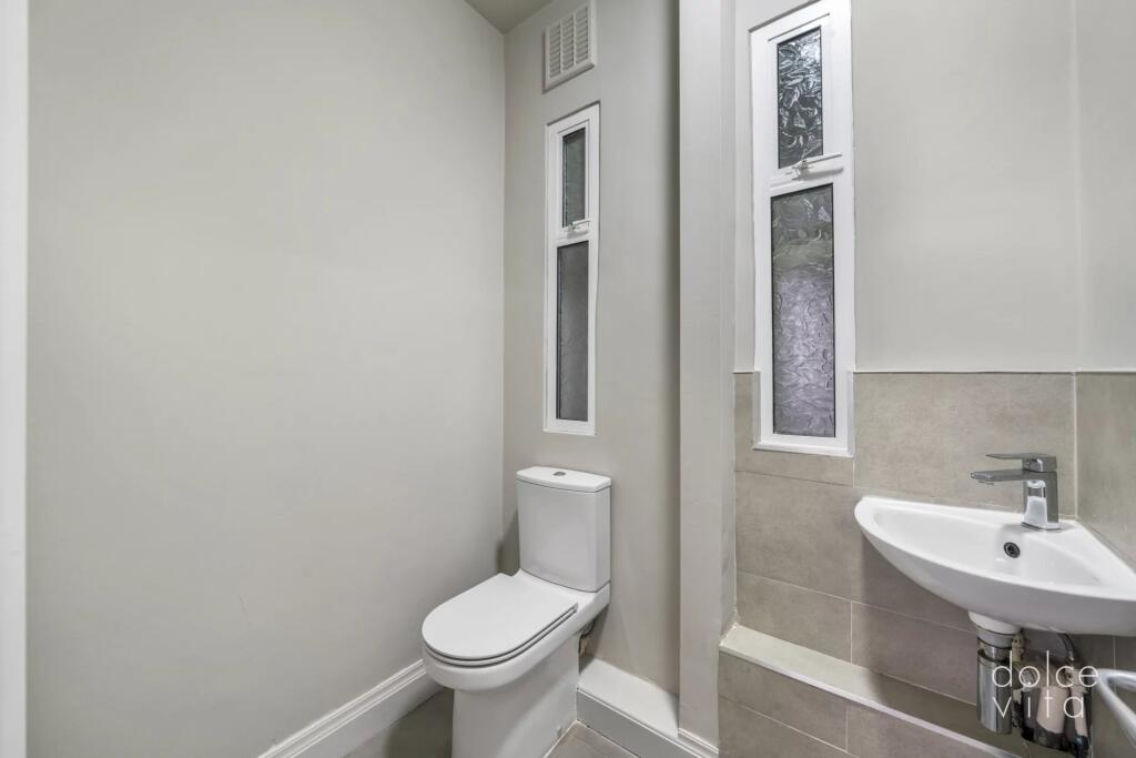 Bathroom 3