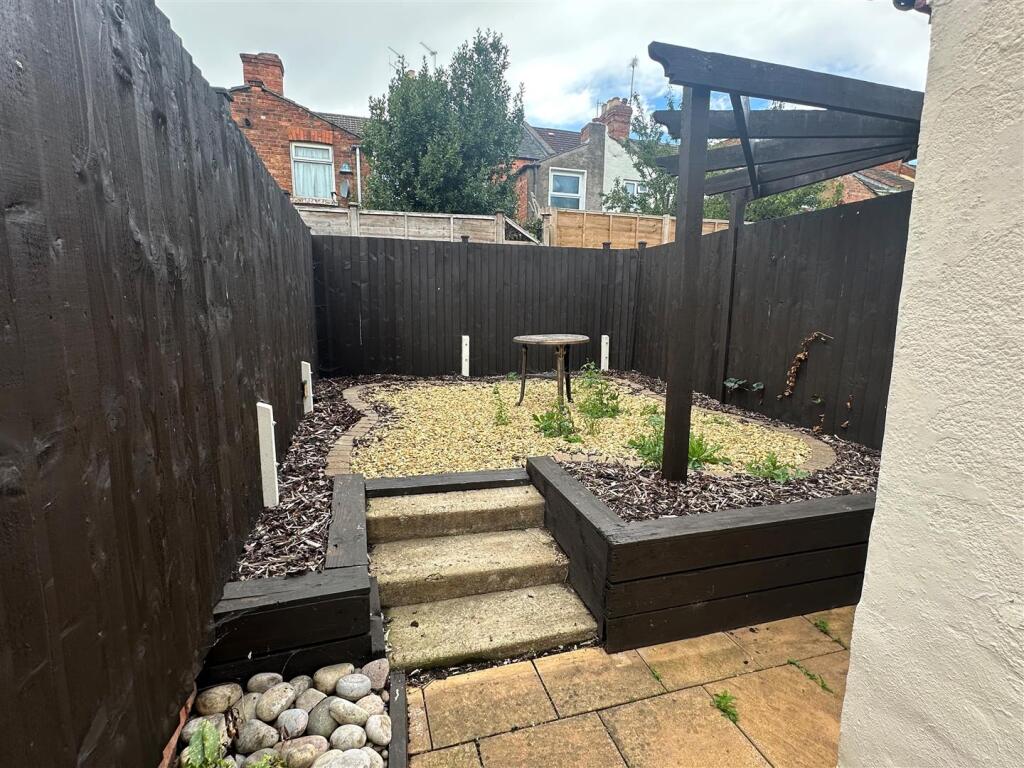 Garden 1.jpg