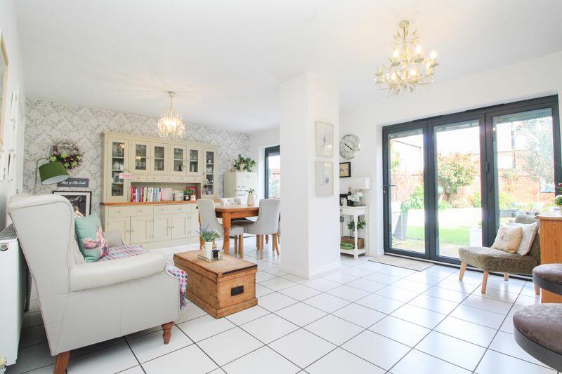Kitchen/Diner/Family Room