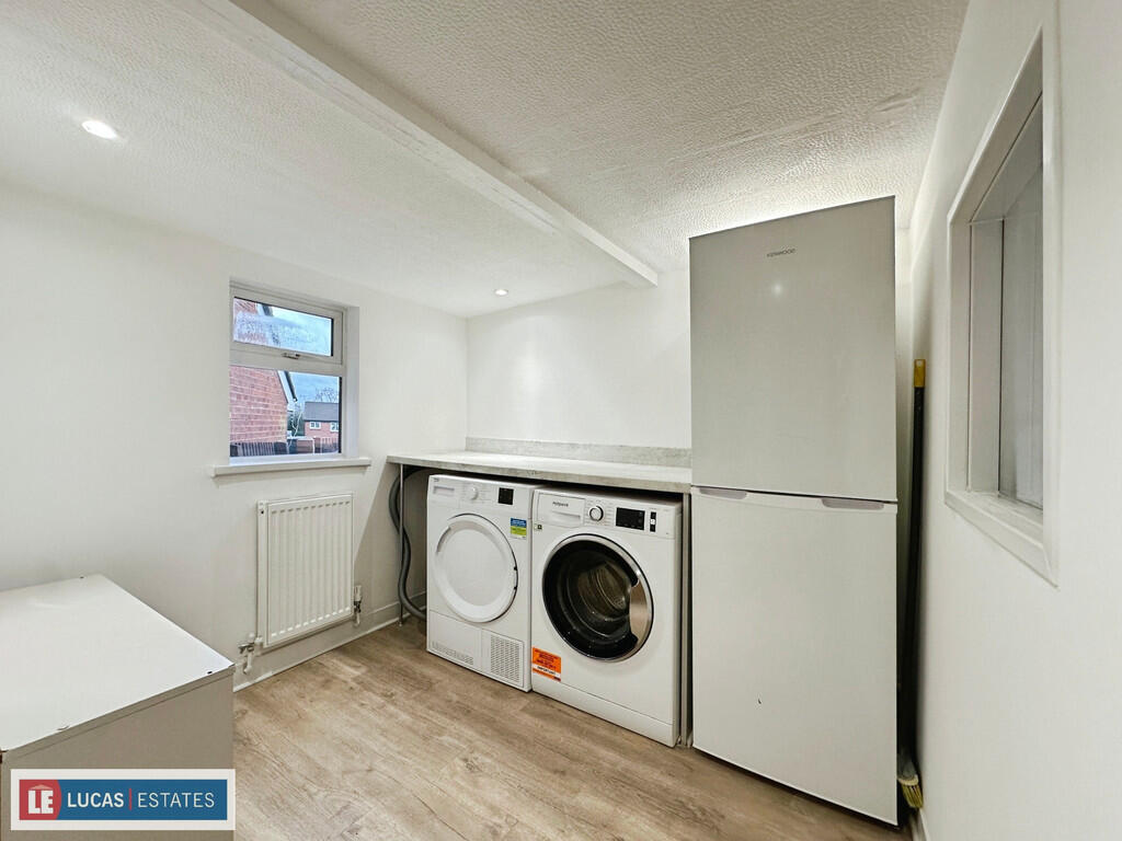 db27bb8e--4511-A9...