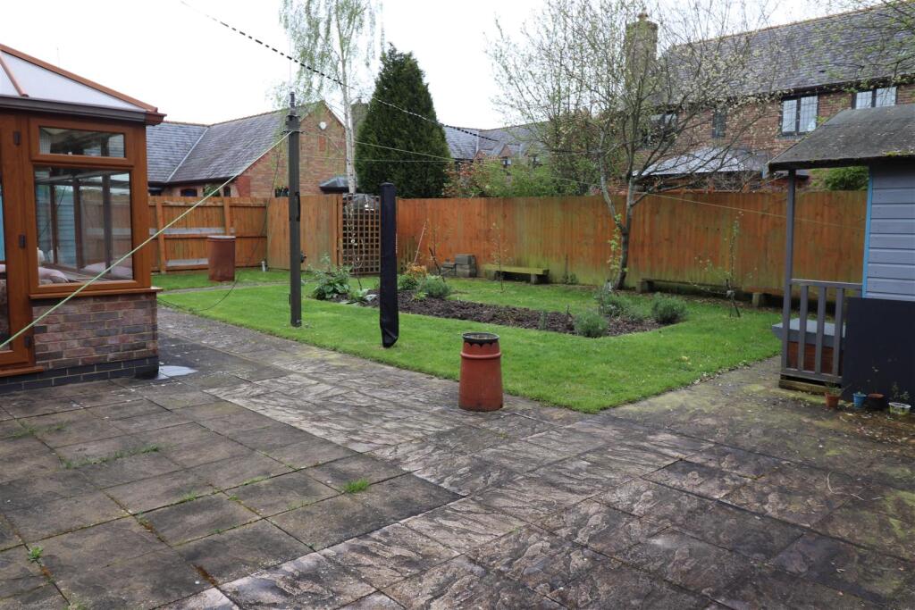 Additional Photograph....