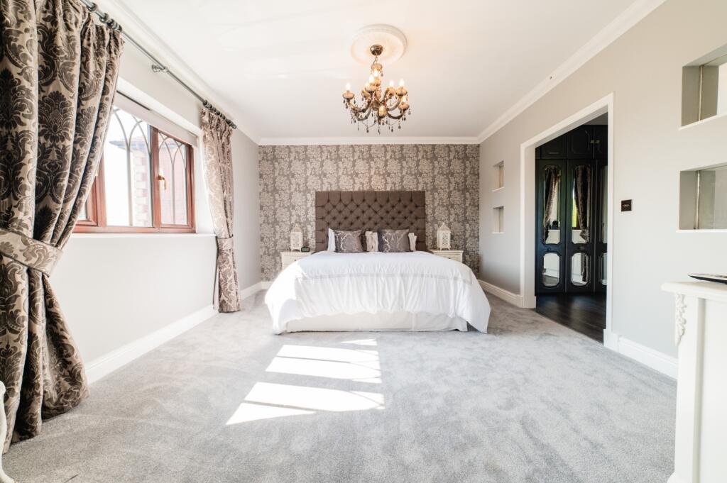 Award-winning Media team on EVERY Listing_24