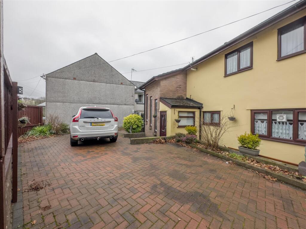 Fir Tree Lodge-51.jpg