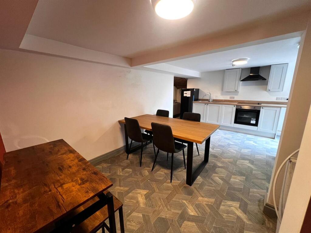 WhatsApp Image 2024-05-13 at 12.03.26 (2).jpeg