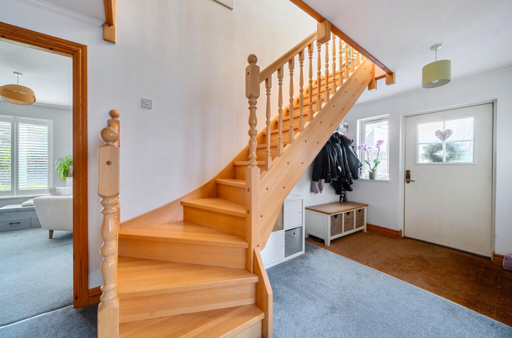 1387965-14-693acd...