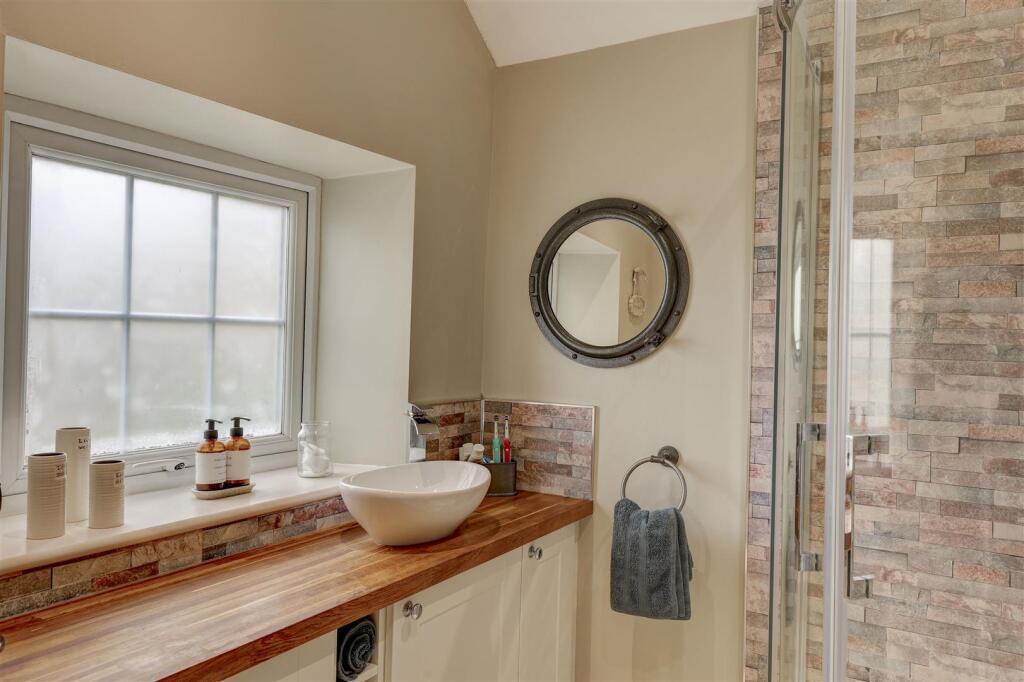 Ensuite