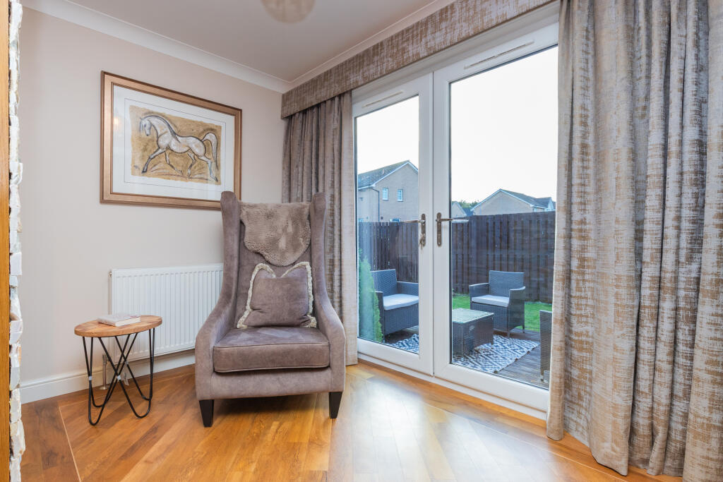 1 deanston park, barrhead L-16