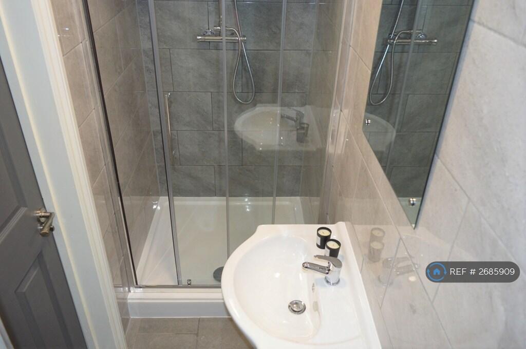 Bedroom 3 En-Suite