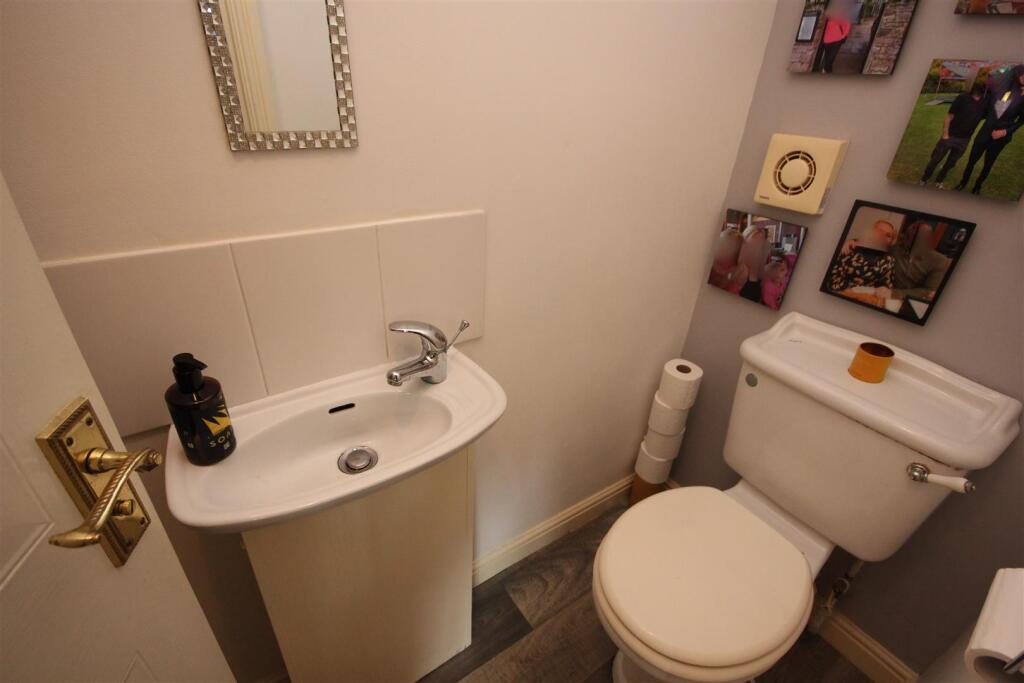 Cloakroom.jpg