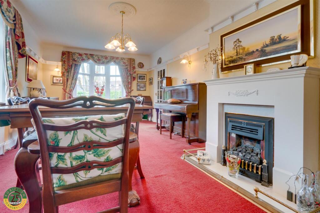 Sitting Room 3.jpg