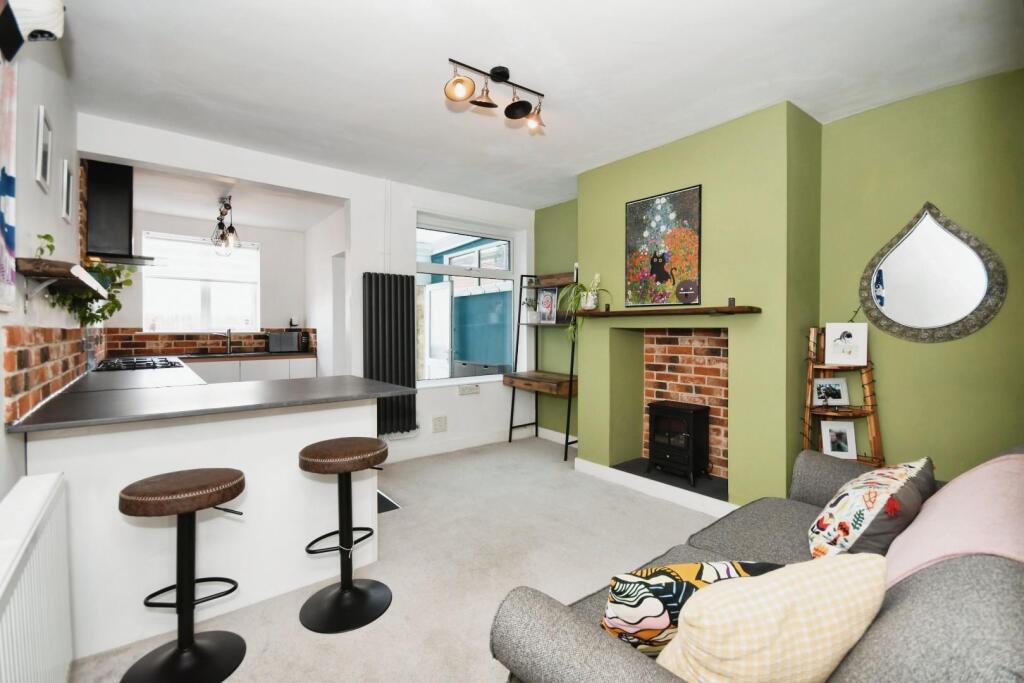 KITCHEN DINER 02.jpg