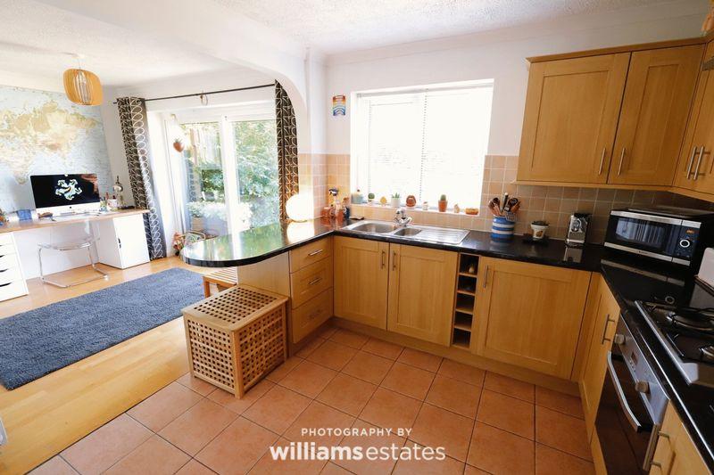Kitchen and Di...