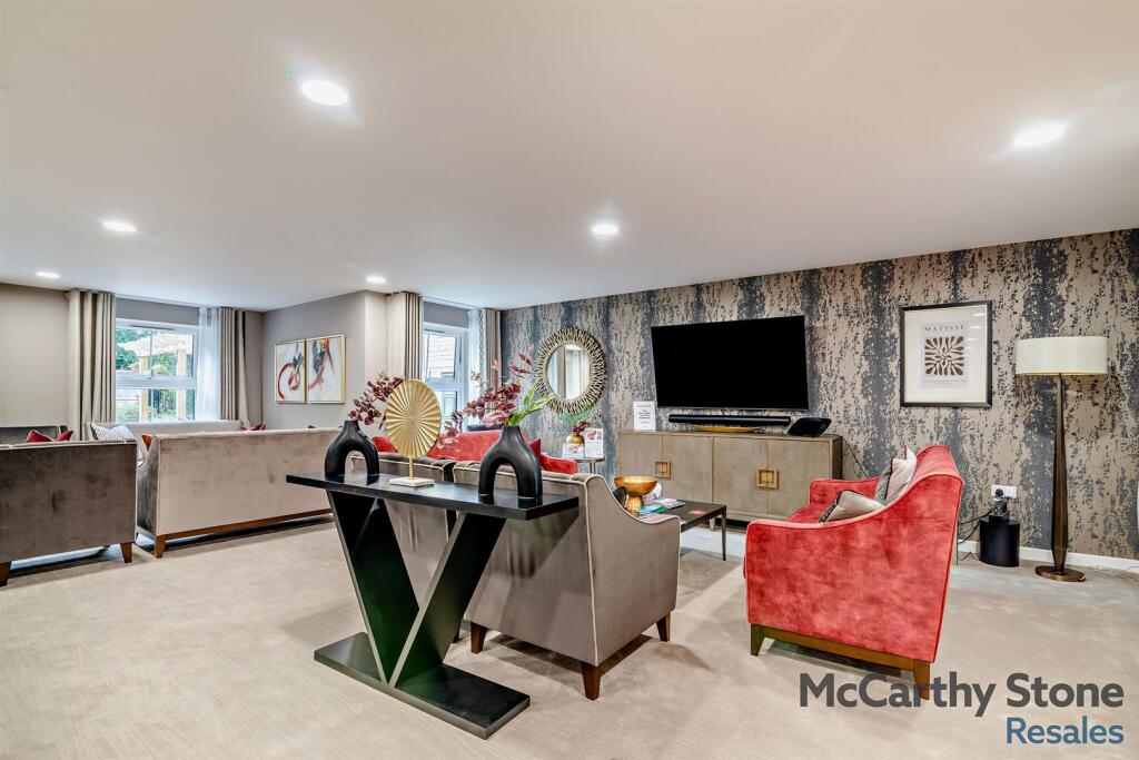 8661634-interior02-800.jpg