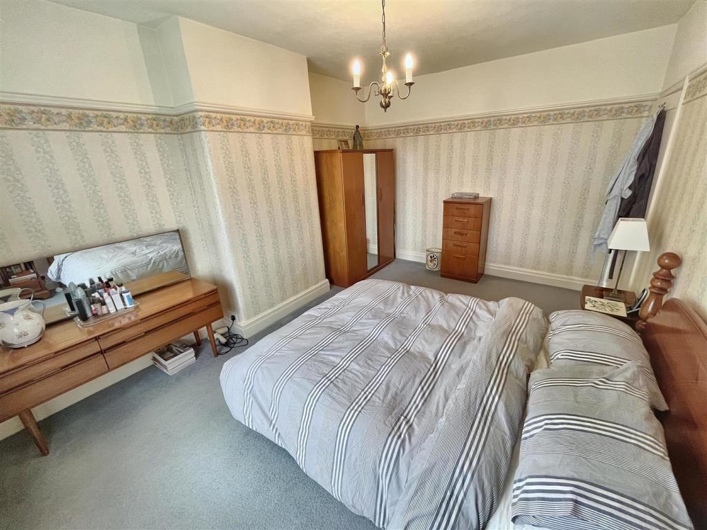 Bedroom 2 Aspect 3.jpg