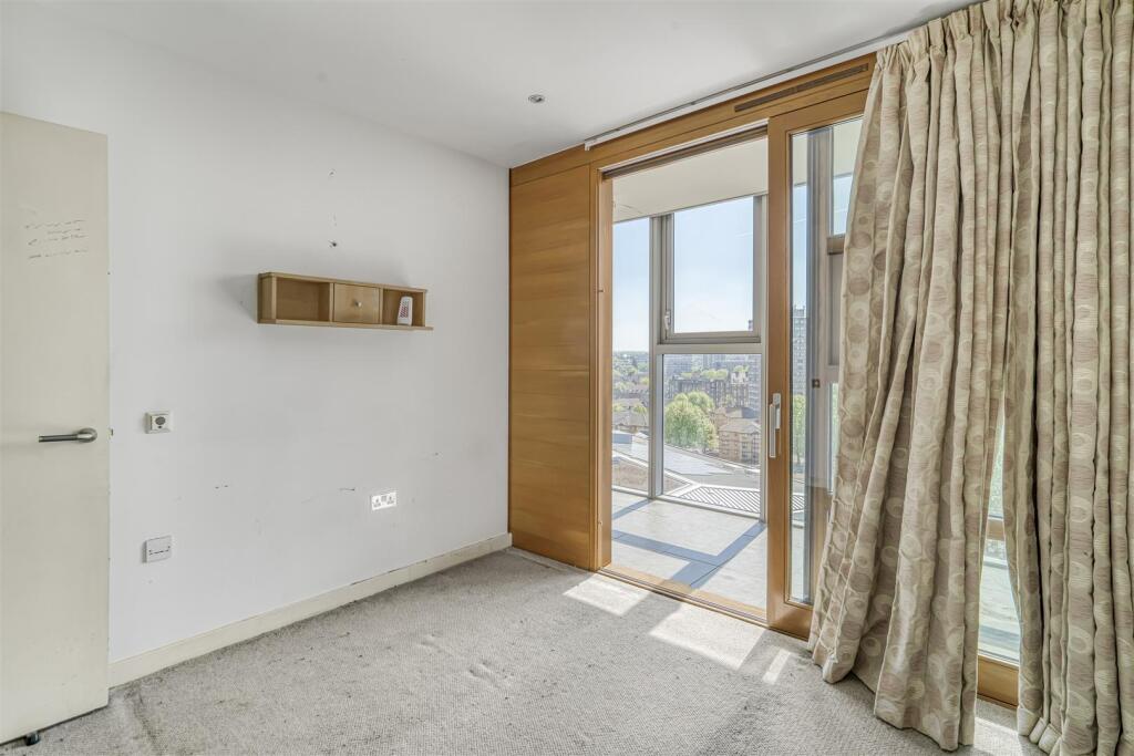 Bedroom 3, Falcon Wharf, Eden Harper SW11