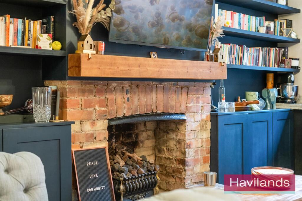 Eversley Park Road-4.jpg