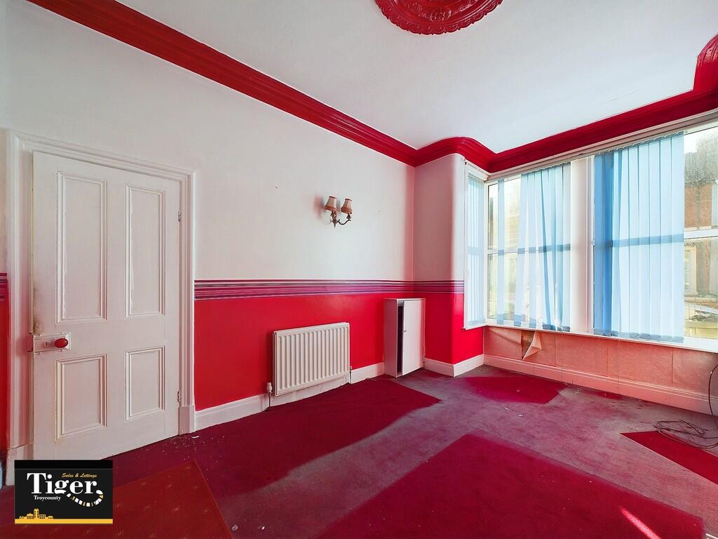 CAM02176G0-PR0471...