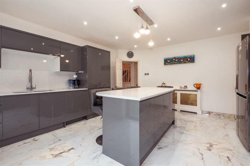 Breakfast Kitchen