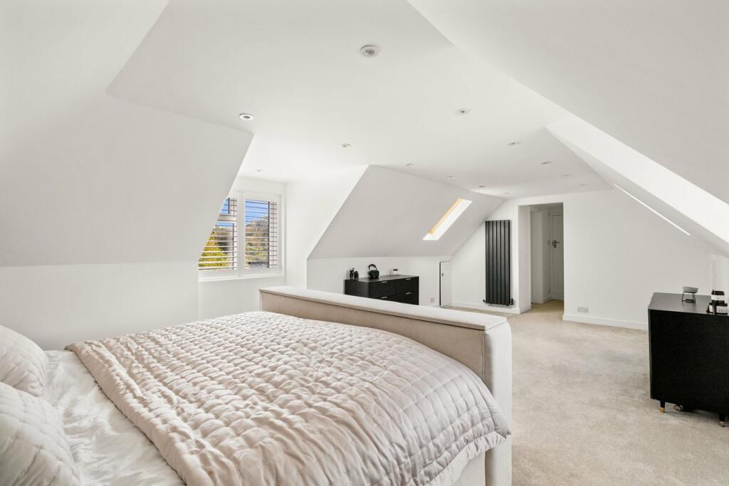 MASTER BEDROOM 2