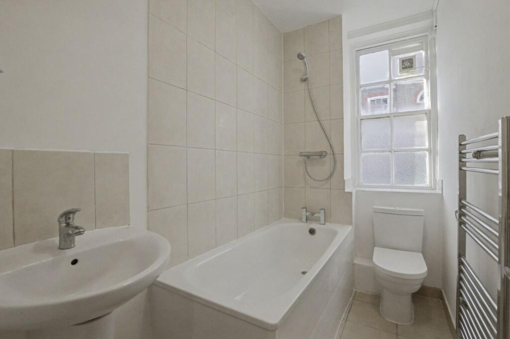 Flat 4 Block A, Peabody Estate, Fulham Palace Road Hammersmith, London W6 9PG