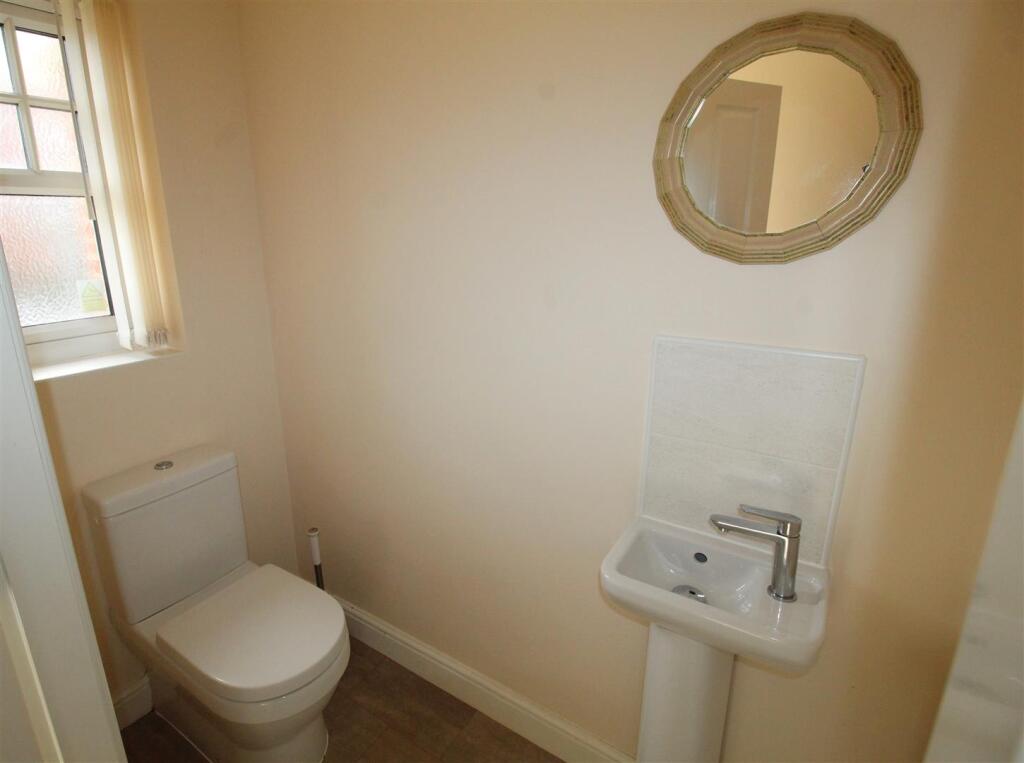 Buckley Grove WC.JPG