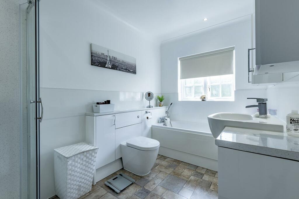 En suite 1