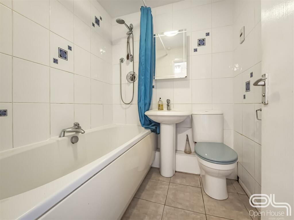 Wolfscote Dale (17).jpg