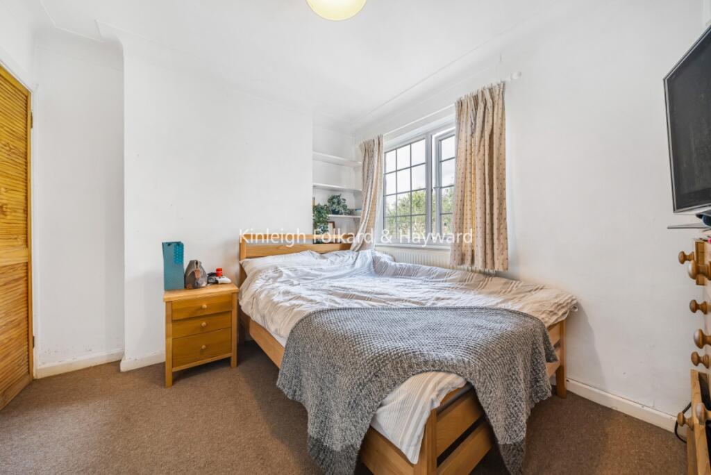 c22298e5-f34c-44f0-8