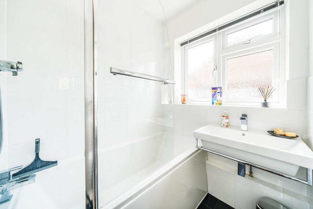 1309986-1-6851386...