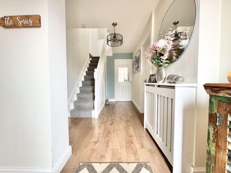 Entrance hall view 2