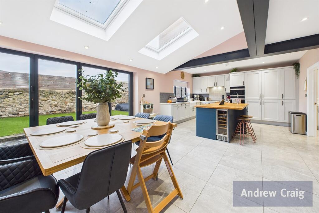 Open Plan Kitchen Lo