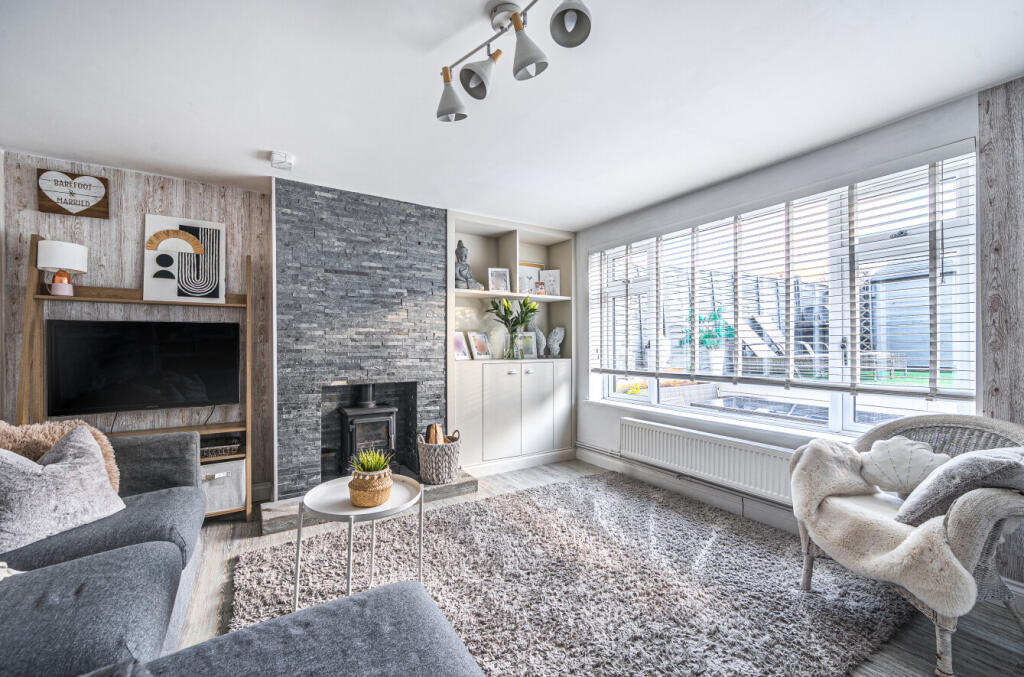 1382641-21-6925c5...