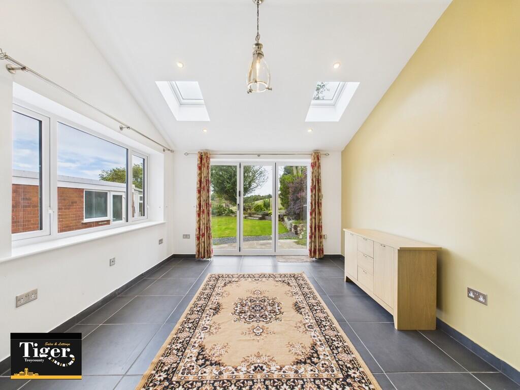 CAM03440G0-PR0416...