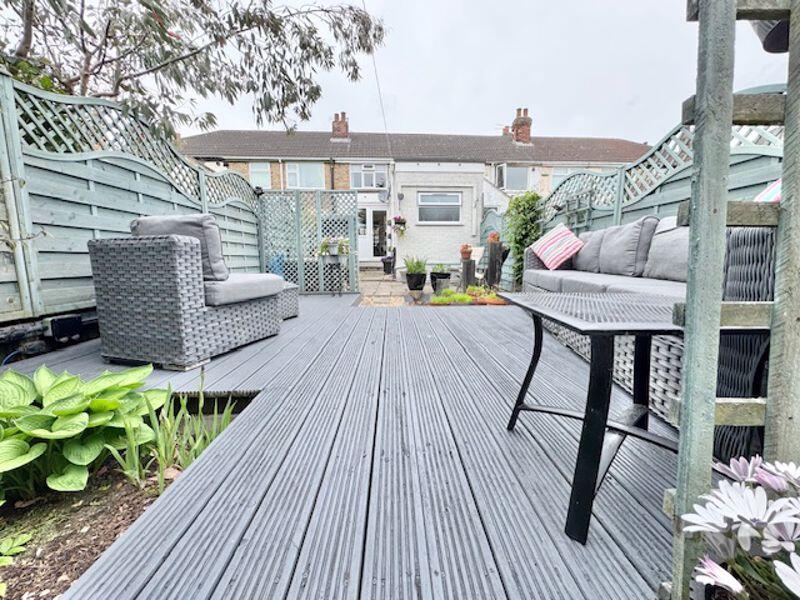 Rear decking view 2