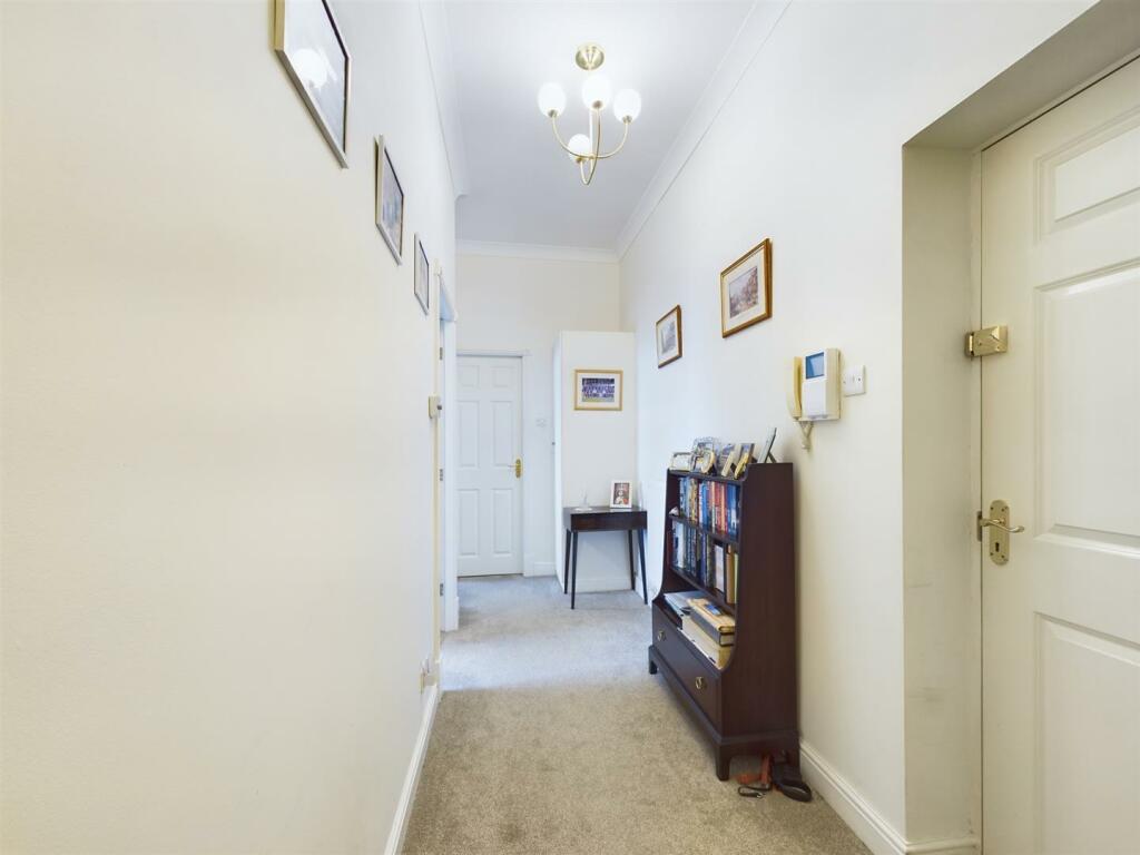 CAM01387G0-PR0078-ST