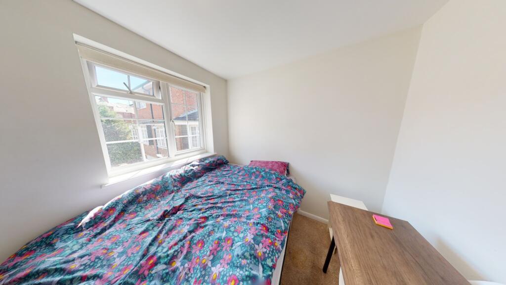 25-Bluecoat-Close-07112022_143608