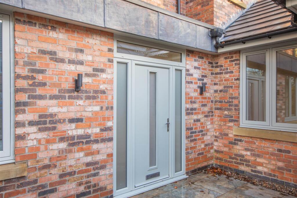 8672135-exterior20.jpg