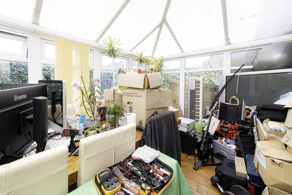 general 11a Vernon P