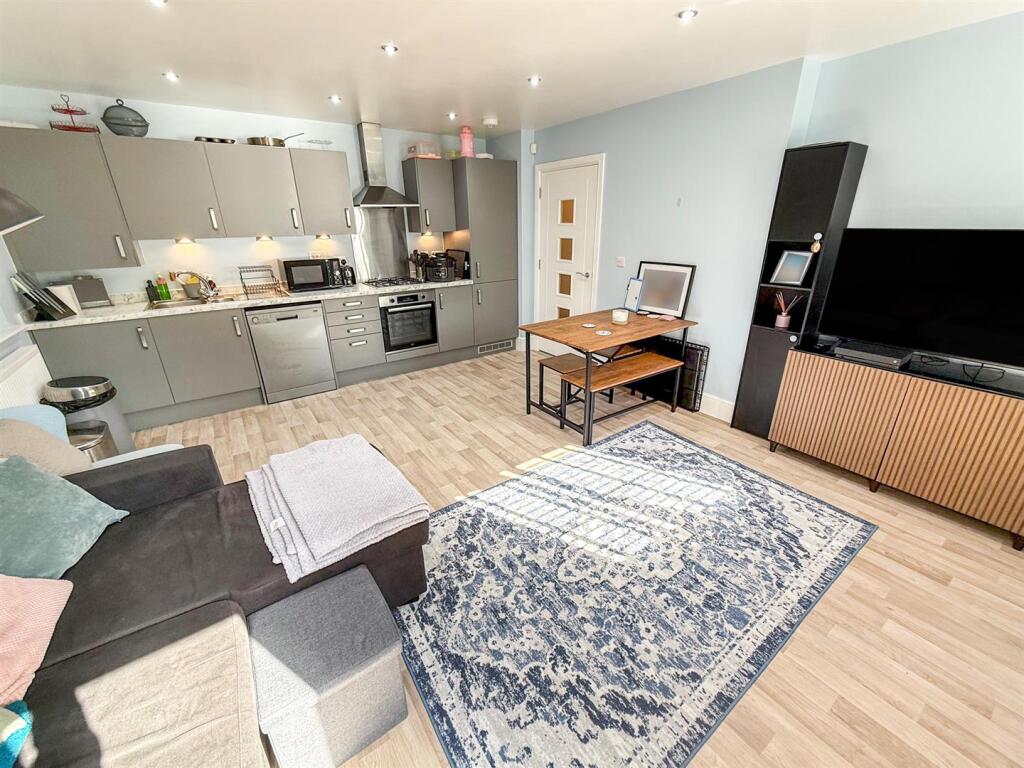 Additional Photograph