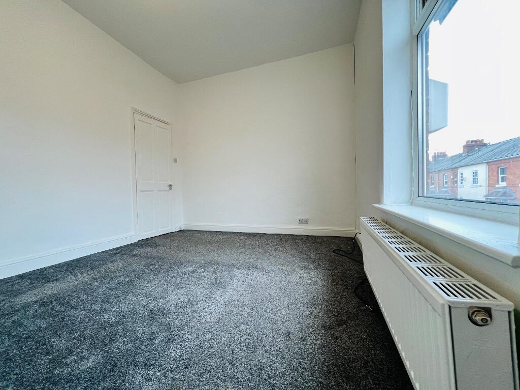 Front bedroom