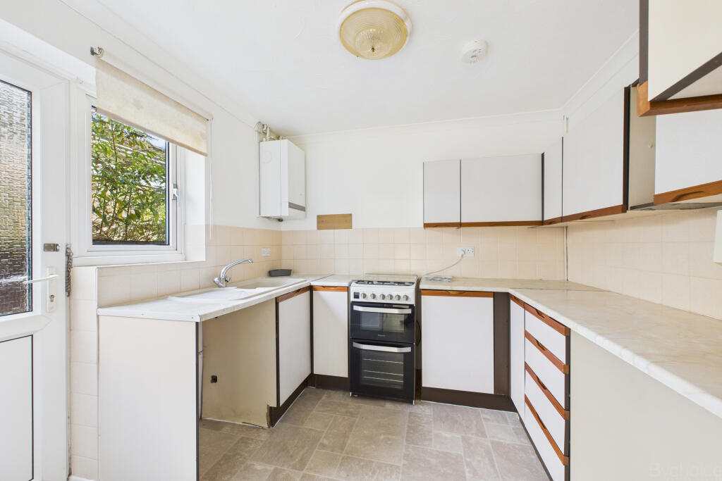 CAM05449G0-PR0036-STILL001