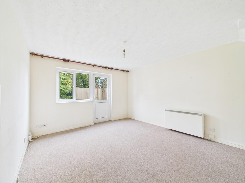 CAM02089G0-PR0576...