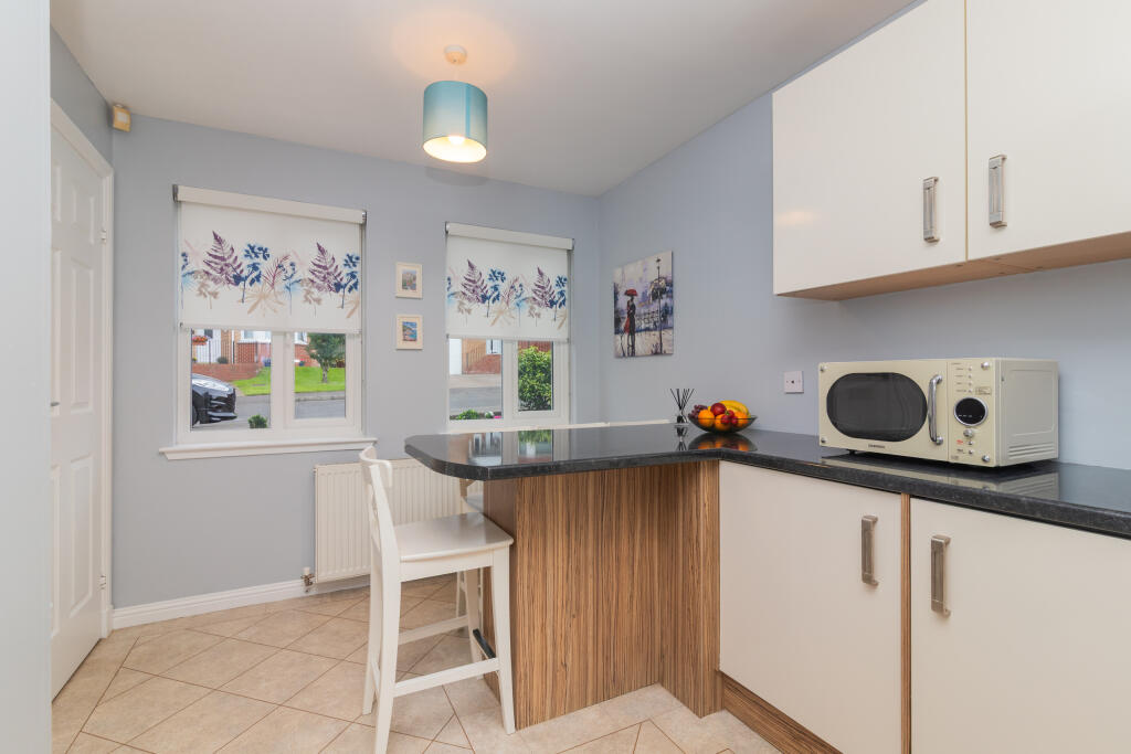 42 Strathcarron Drive, Paisley PA27AW-13