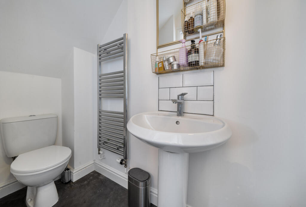 1364323-17-68e639...