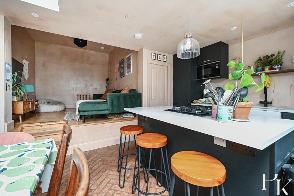 84 Wordsworth Street, BN3 (23).jpg